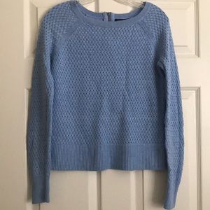 American Eagle light blue sweater (item 009)